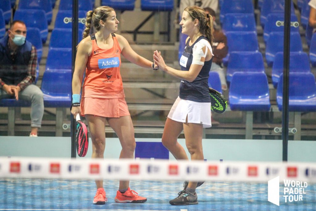 Ale Salazar y Ari con vendaje