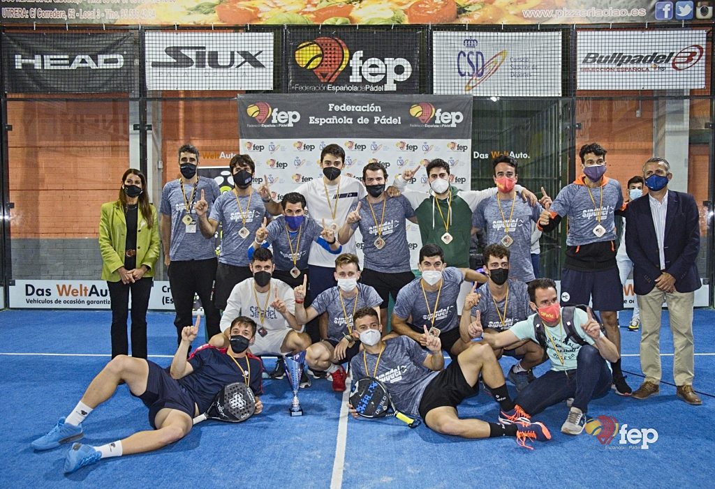 Río Grande, ganadores del CAmpeonato de España de pádel por equipos de segunda