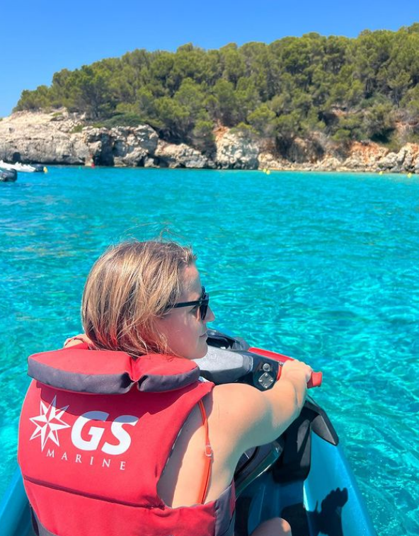 Ari en Menorca en moto de agua