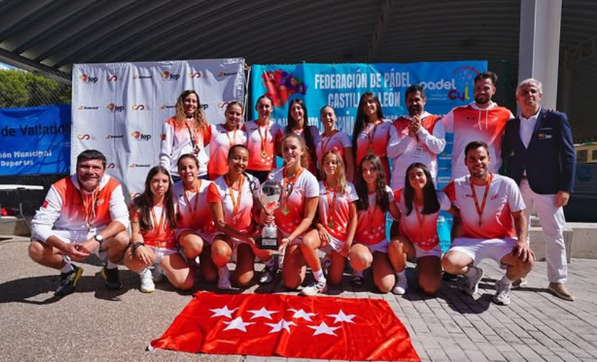Selección madrileña femenina de menores de pádel 2025