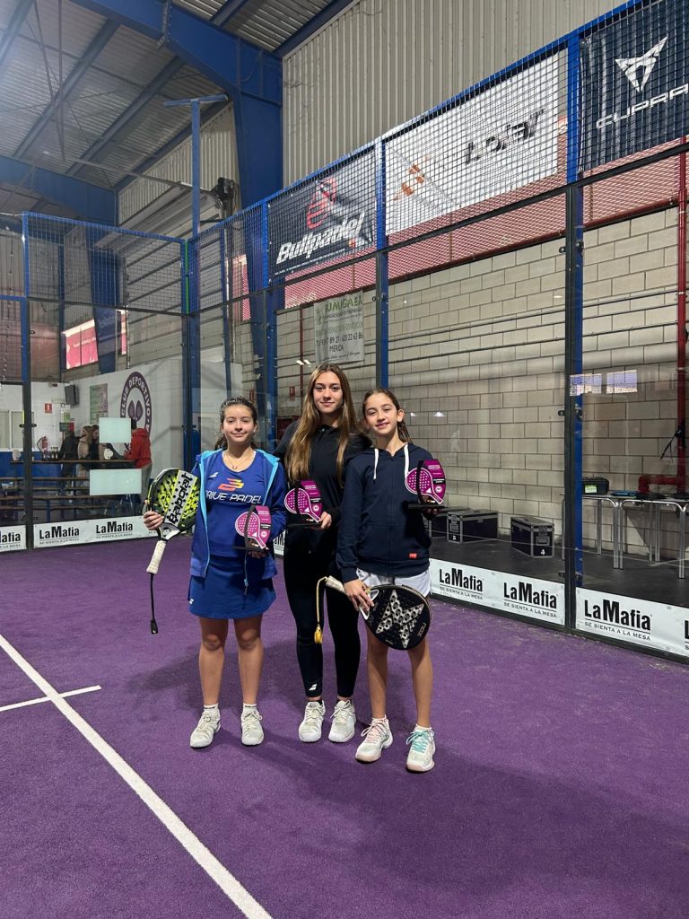 Henar González, Carlota Sánchez y Valentina Fernández, oro en el Master Final Menores FEP 2025